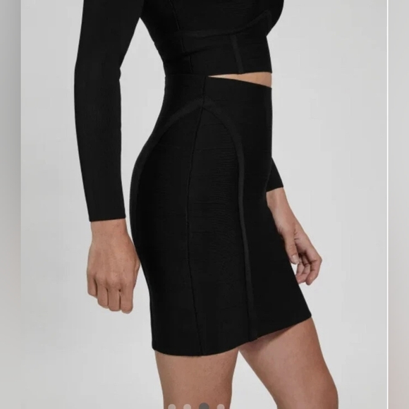 Guess Black Fitted Mirage Bandage Pencil Skirt w/ Ottoman Stitching - Size XS - Picture 2 of 8